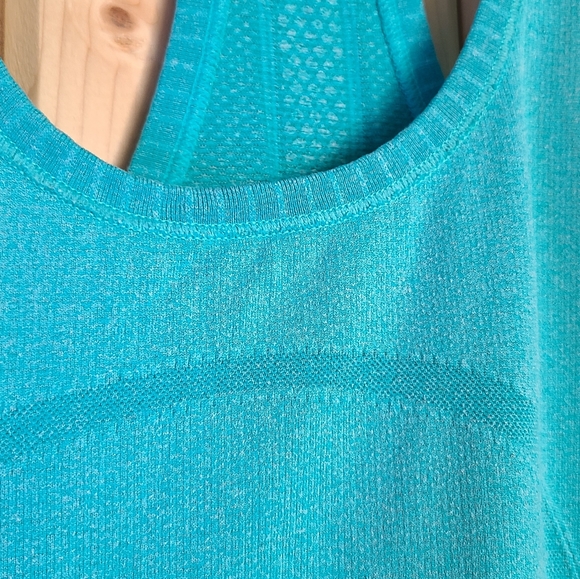 Lulu Tank Top - Picture 2 of 3